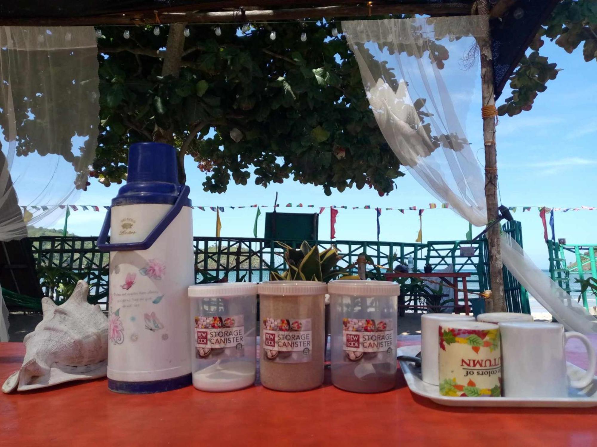 Shalom Camp Hotell El Nido Exteriör bild