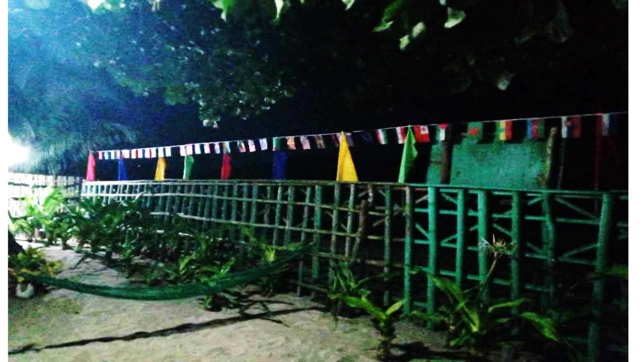 Shalom Camp Hotell El Nido Exteriör bild